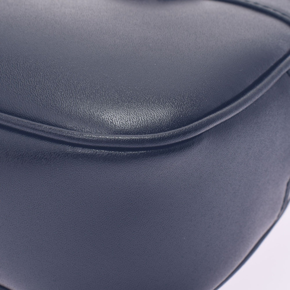 SALVATORE FERRAGAMO Vara Black Leather Shoulder Bag - Picture 6 of 11